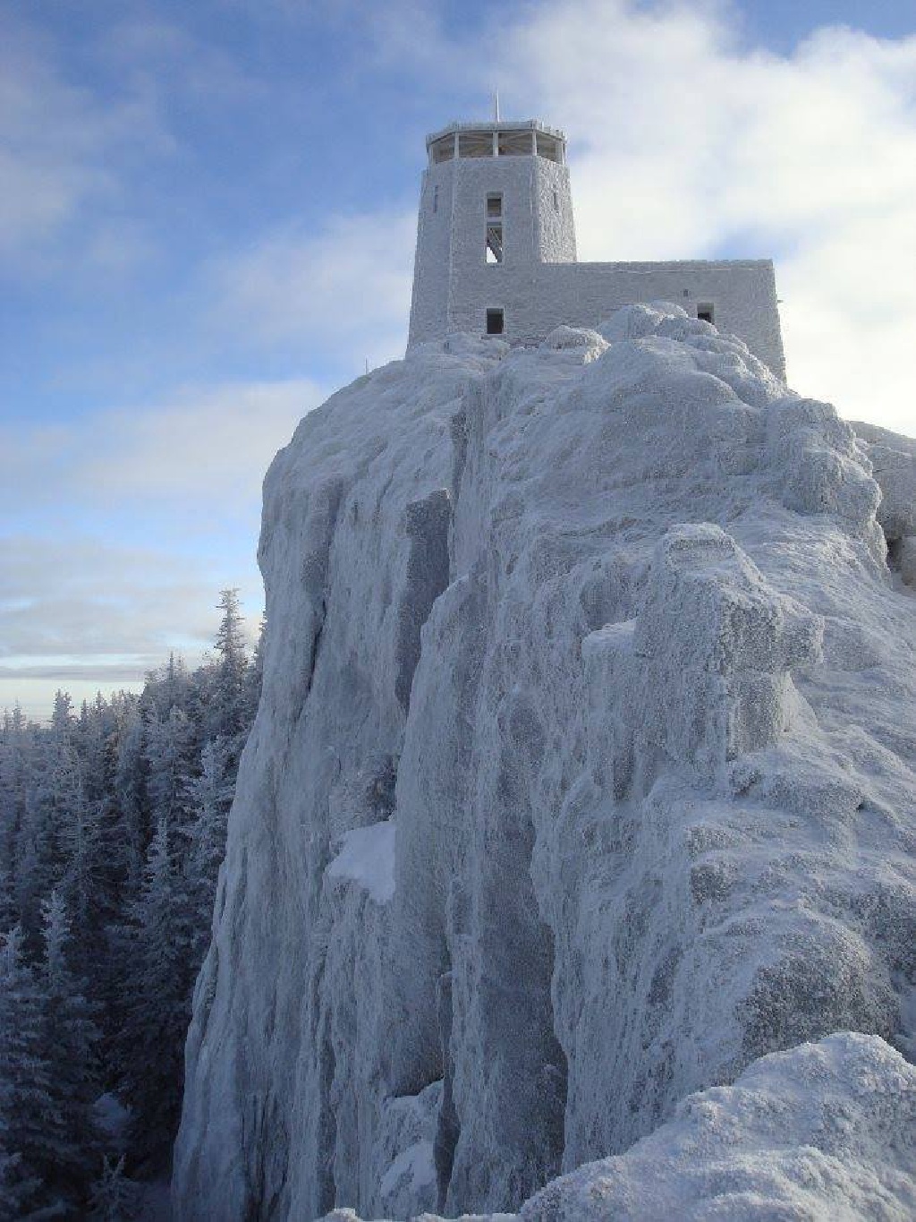 Black-Hills-SD/1024x768_frosty Harney Peak.jpg